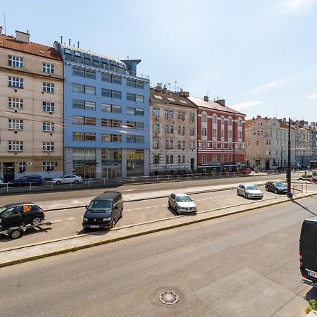 Brand New Studio Apartment #21 With Free Secure Parking In The Center Prag Dış mekan fotoğraf