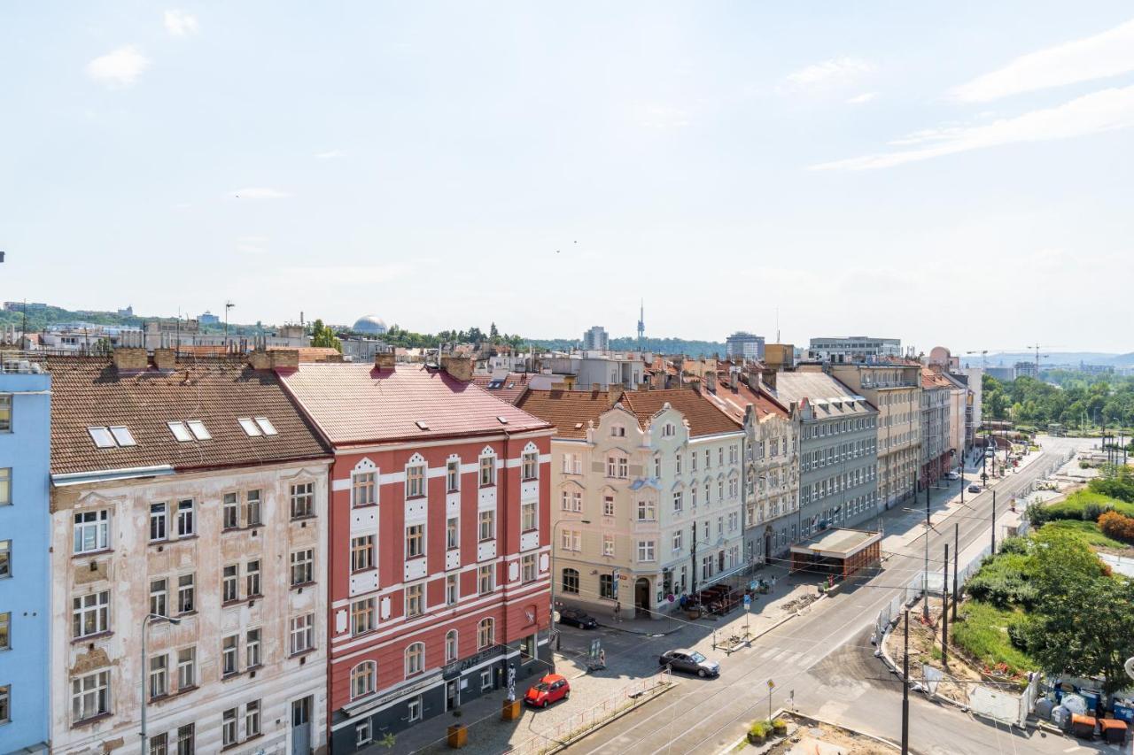 Brand New Studio Apartment #21 With Free Secure Parking In The Center Prag Dış mekan fotoğraf